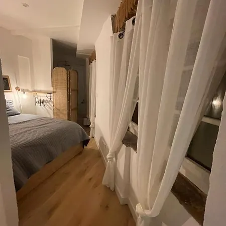 Charmant-confort-hypercentre-metro-wifi